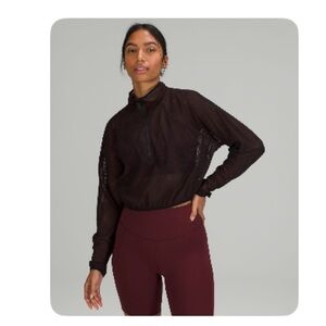 Lululemon Reversible Mesh 1/2 zip black red merlot